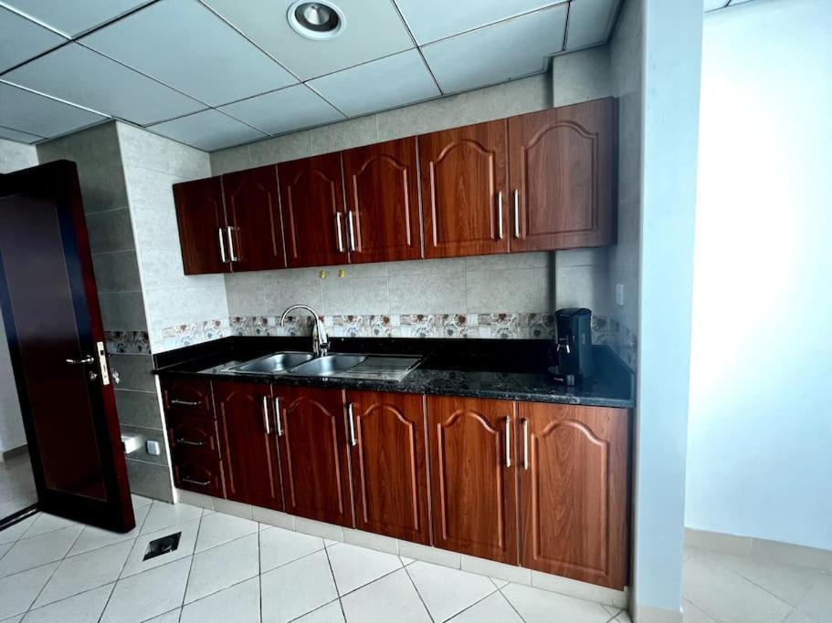 Apartamento Luxury Full Sea View Flat Ajmán Exterior foto