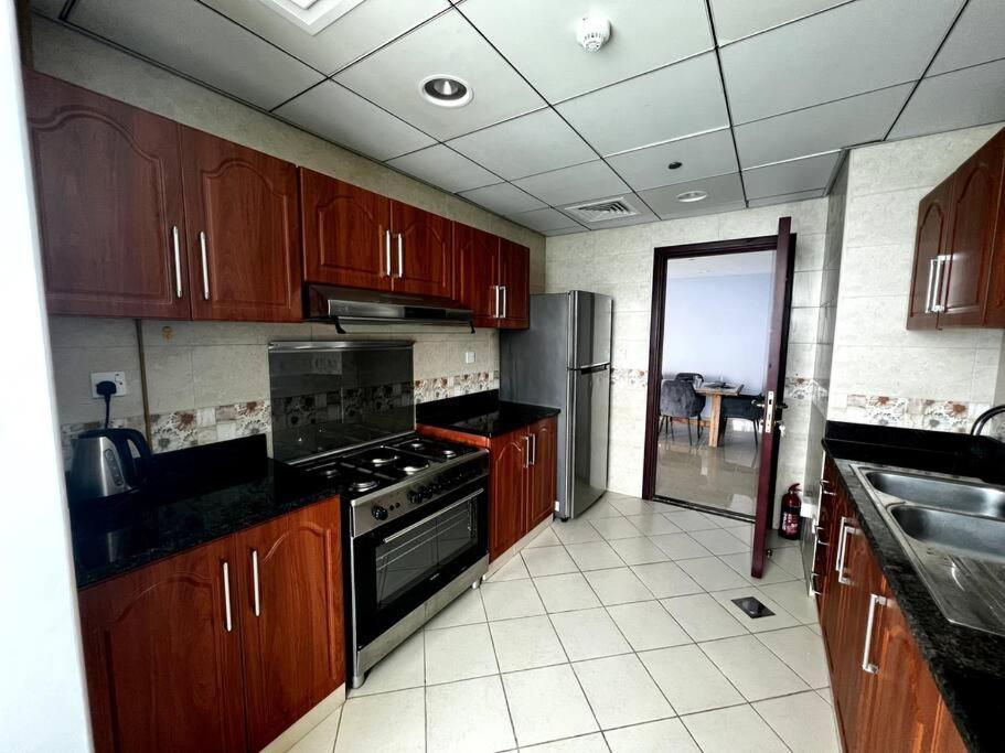 Apartamento Luxury Full Sea View Flat Ajmán Exterior foto