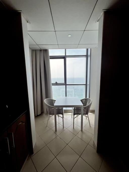 Apartamento Luxury Full Sea View Flat Ajmán Exterior foto
